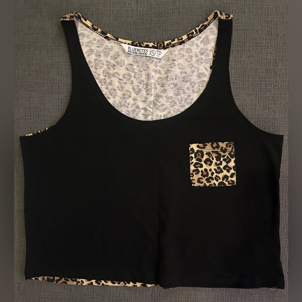 NEW Bluenotes Black Leopard Trim Crop Top